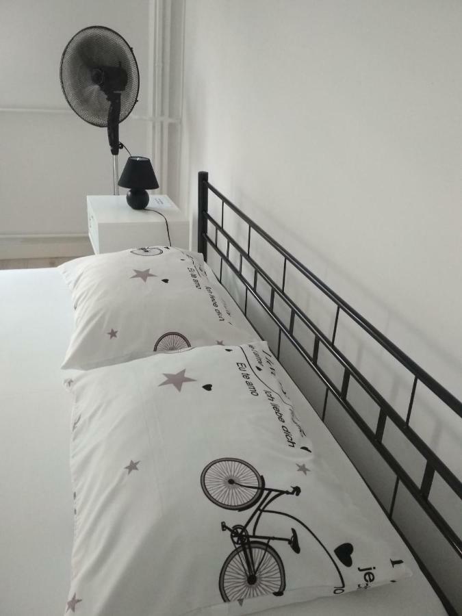 Apartament Alesia Oradea Zewnętrze zdjęcie